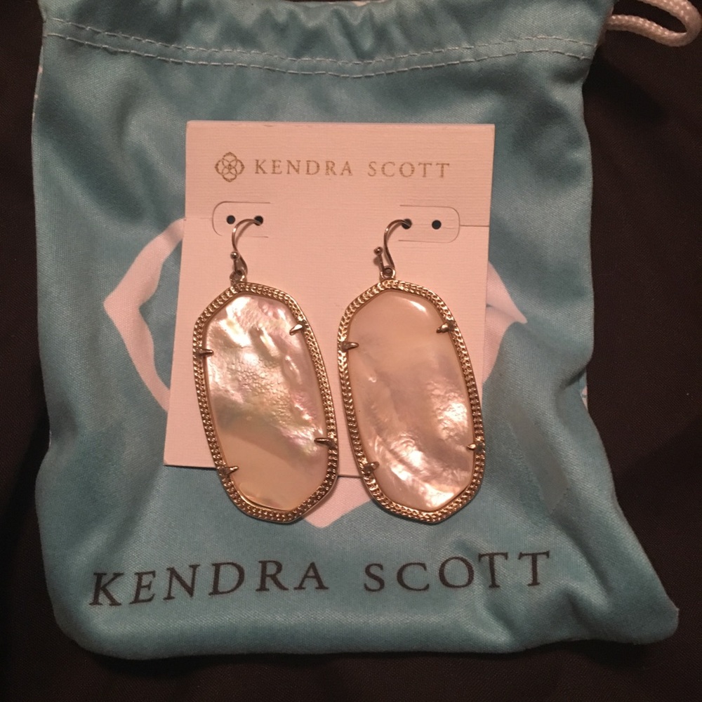 Kendra Scott Danielle’s
